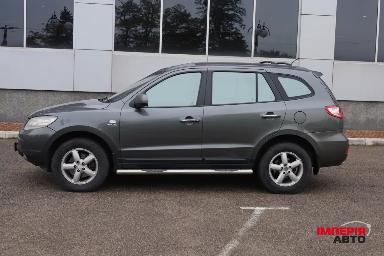 Hyundai Santa Fe - фото 4