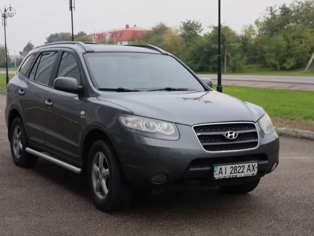 Hyundai Santa Fe - фото 2