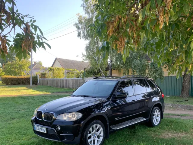 BMW X5 - фото 3