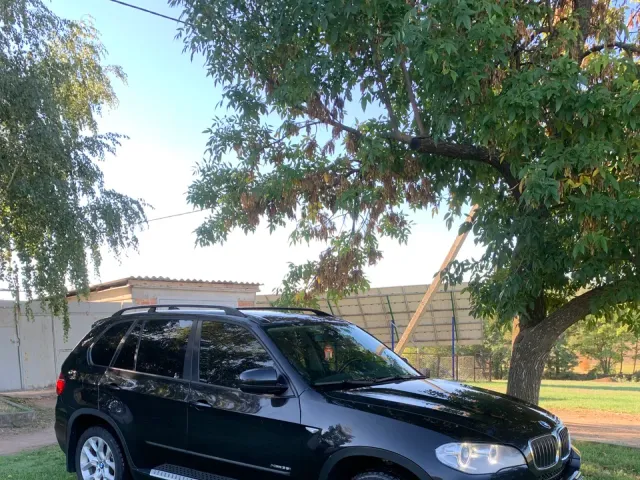 BMW X5 - фото 2