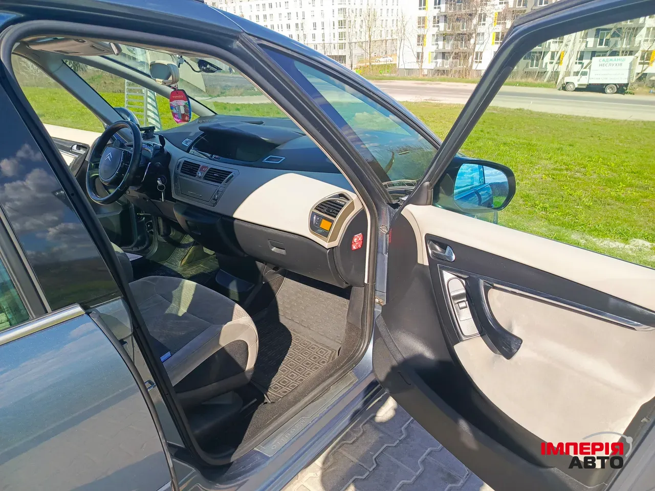 Citroen C4 Picasso - фото 29