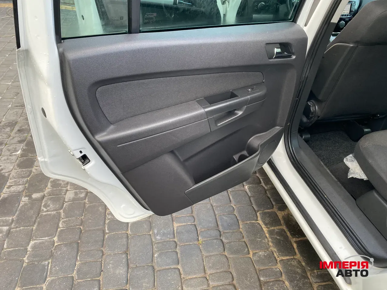 Opel Zafira - фото 40