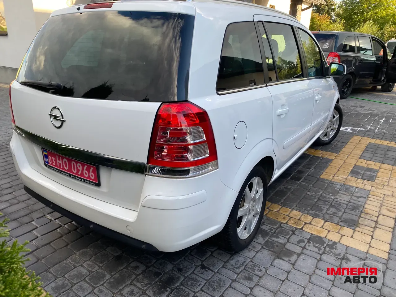 Opel Zafira - фото 19