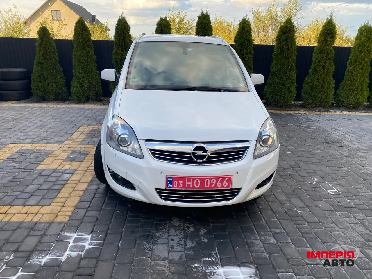 Opel Zafira - фото 14