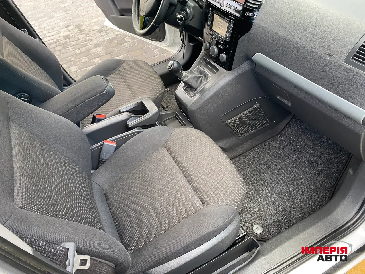 Opel Zafira - фото 28