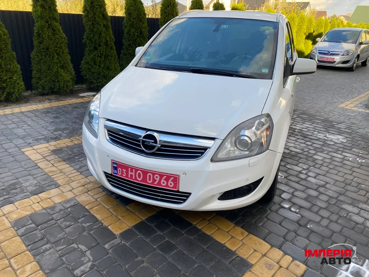 Opel Zafira - фото 10