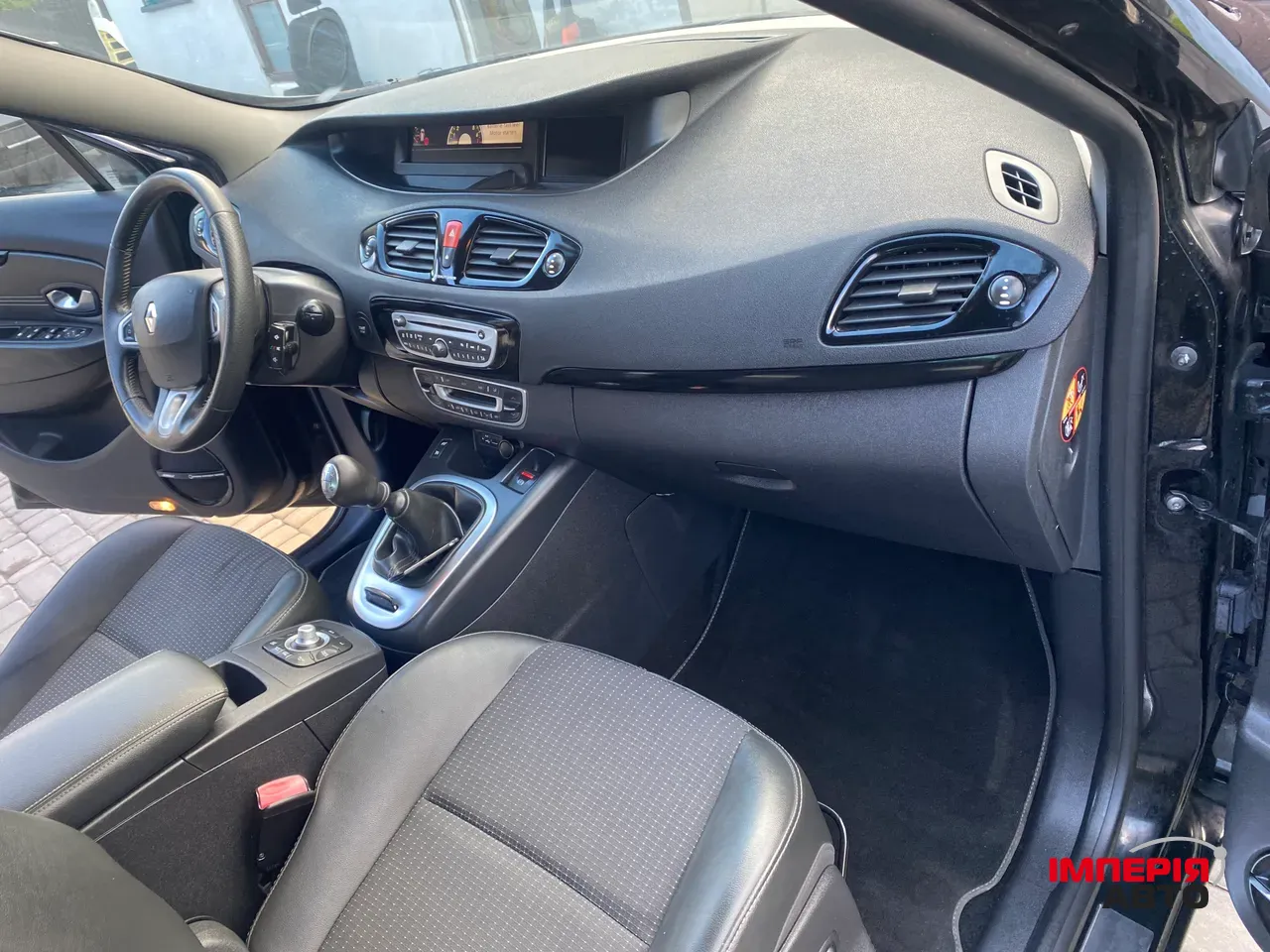 Renault Scenic - фото 45