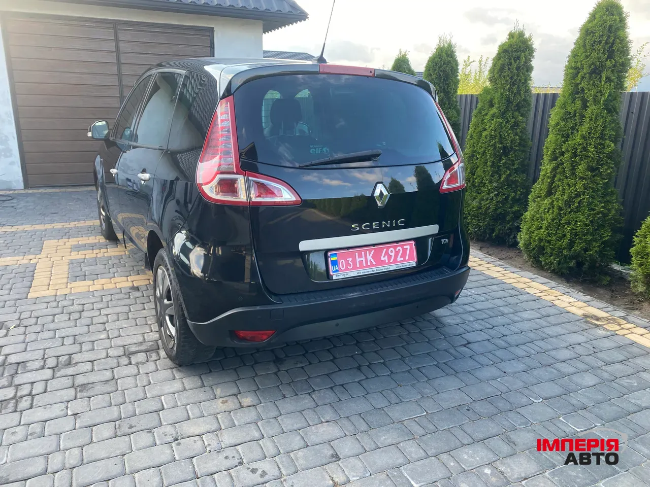 Renault Scenic - фото 9