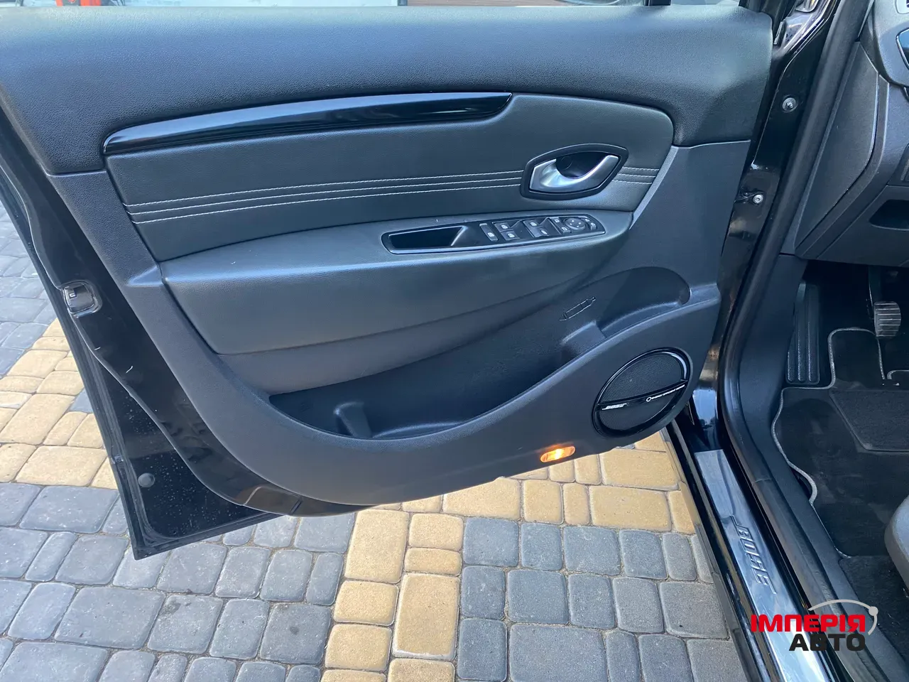 Renault Scenic - фото 19