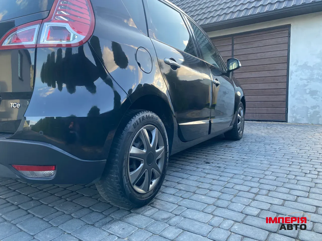 Renault Scenic - фото 12