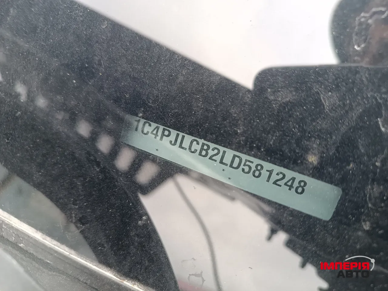 Jeep Cherokee - фото 7