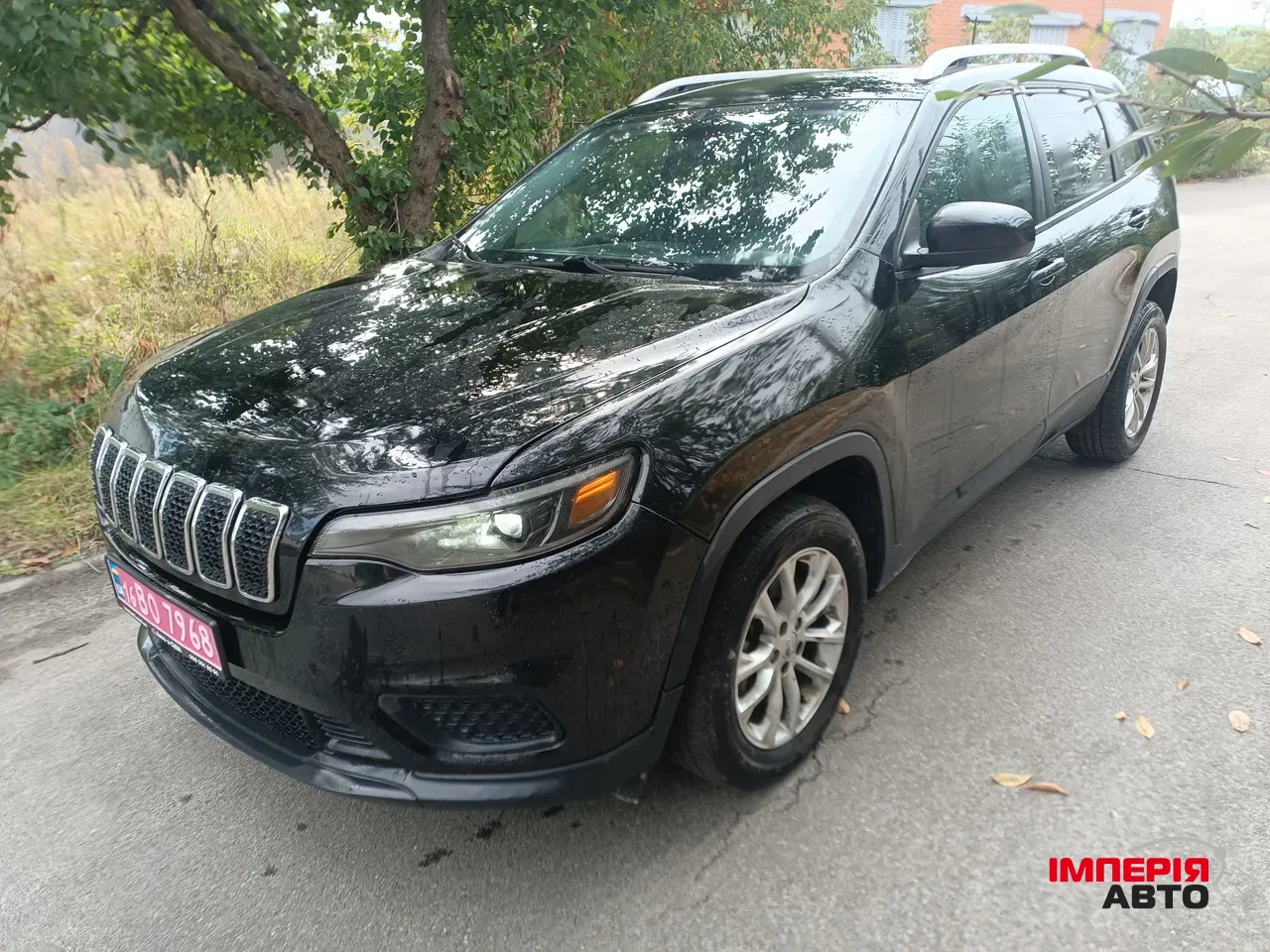 Jeep Cherokee - фото 1