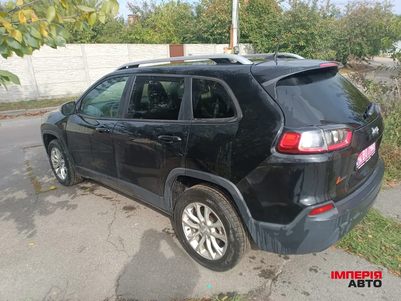 Jeep Cherokee - фото 3