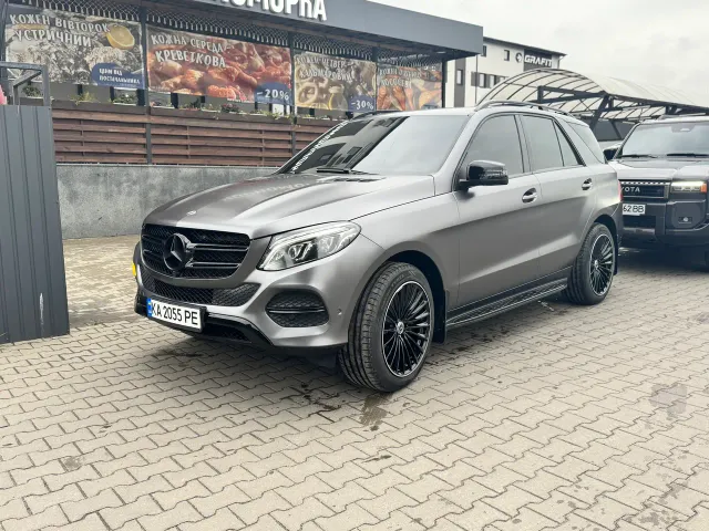 Mercedes-Benz GLE - фото 4