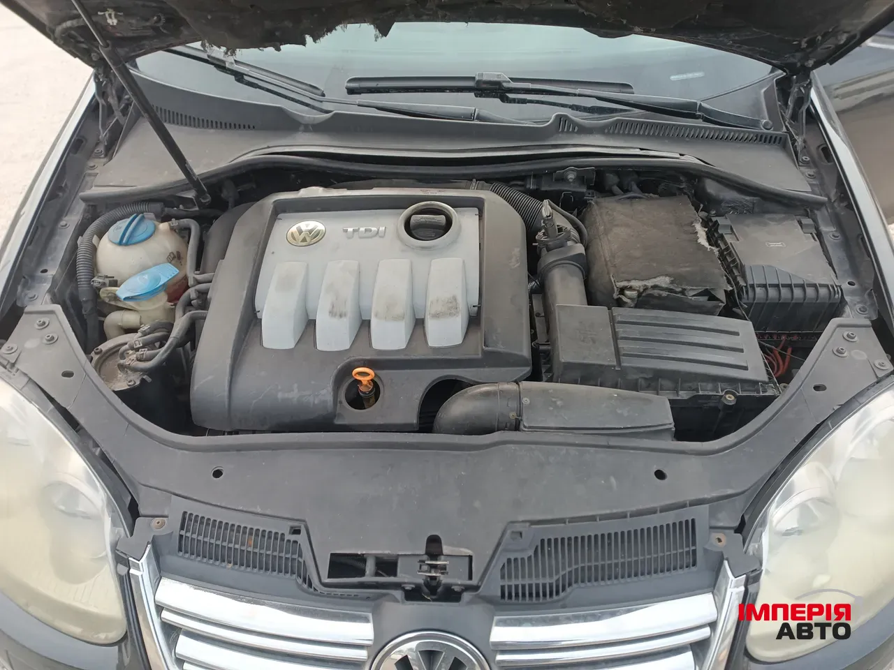 Volkswagen Jetta - фото 3