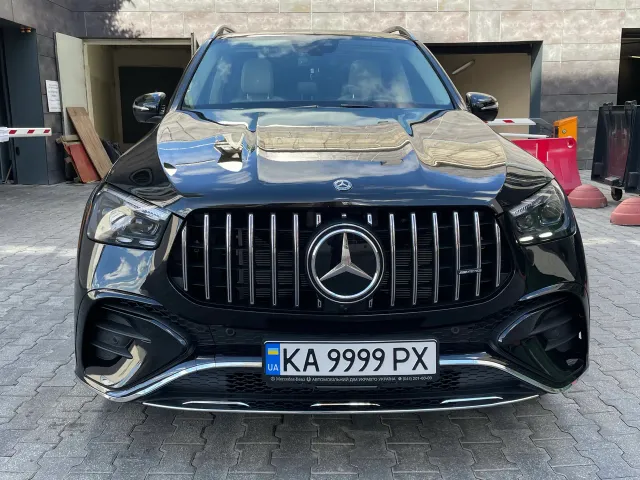 Mercedes-Benz GLE - фото 1