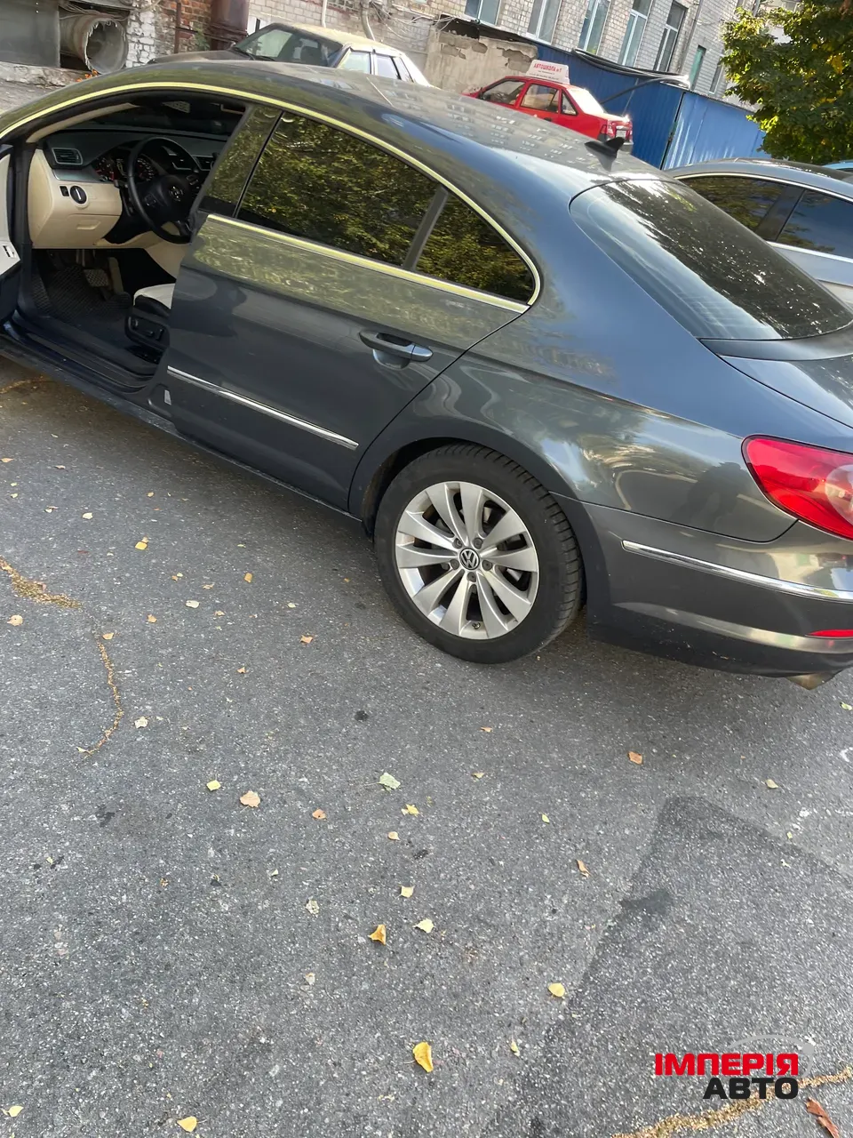 Volkswagen Passat CC - фото 3