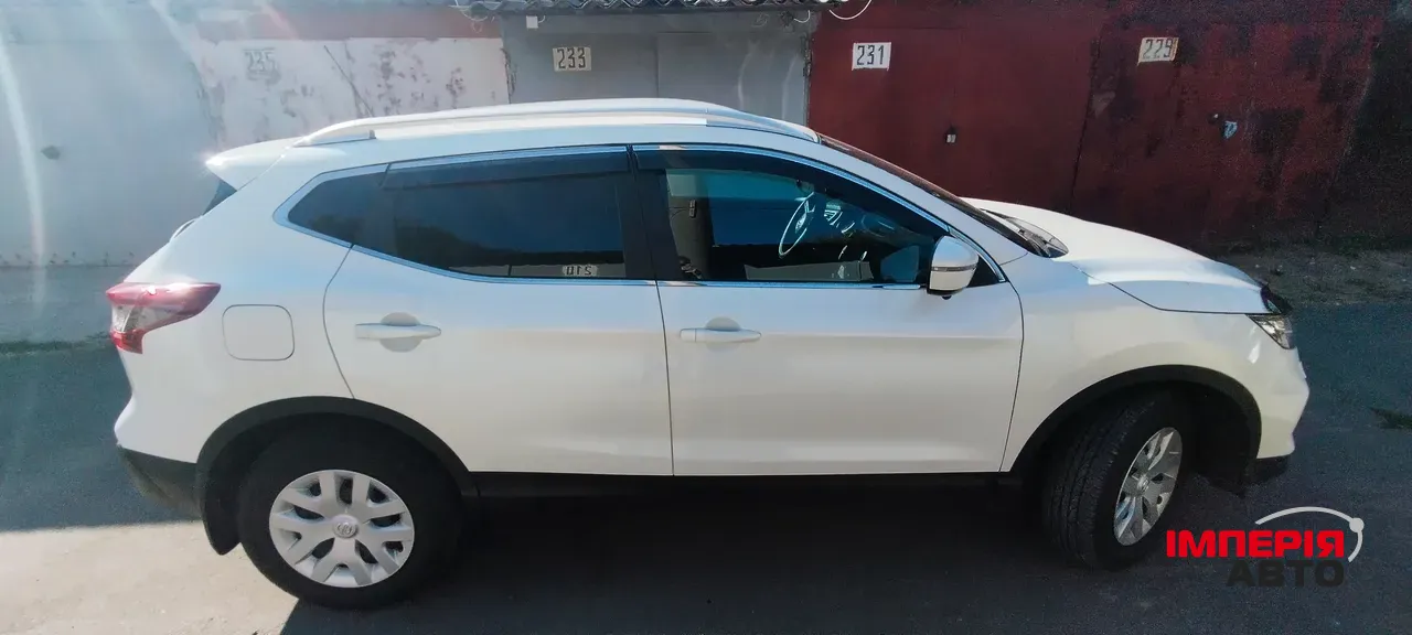 Nissan Qashqai - фото 5