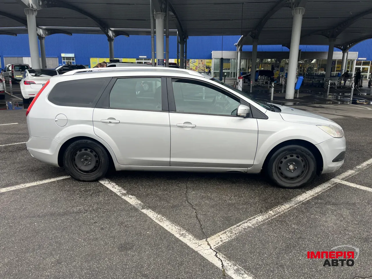 Ford Focus - фото 6