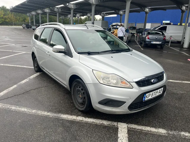 Ford Focus - фото 4