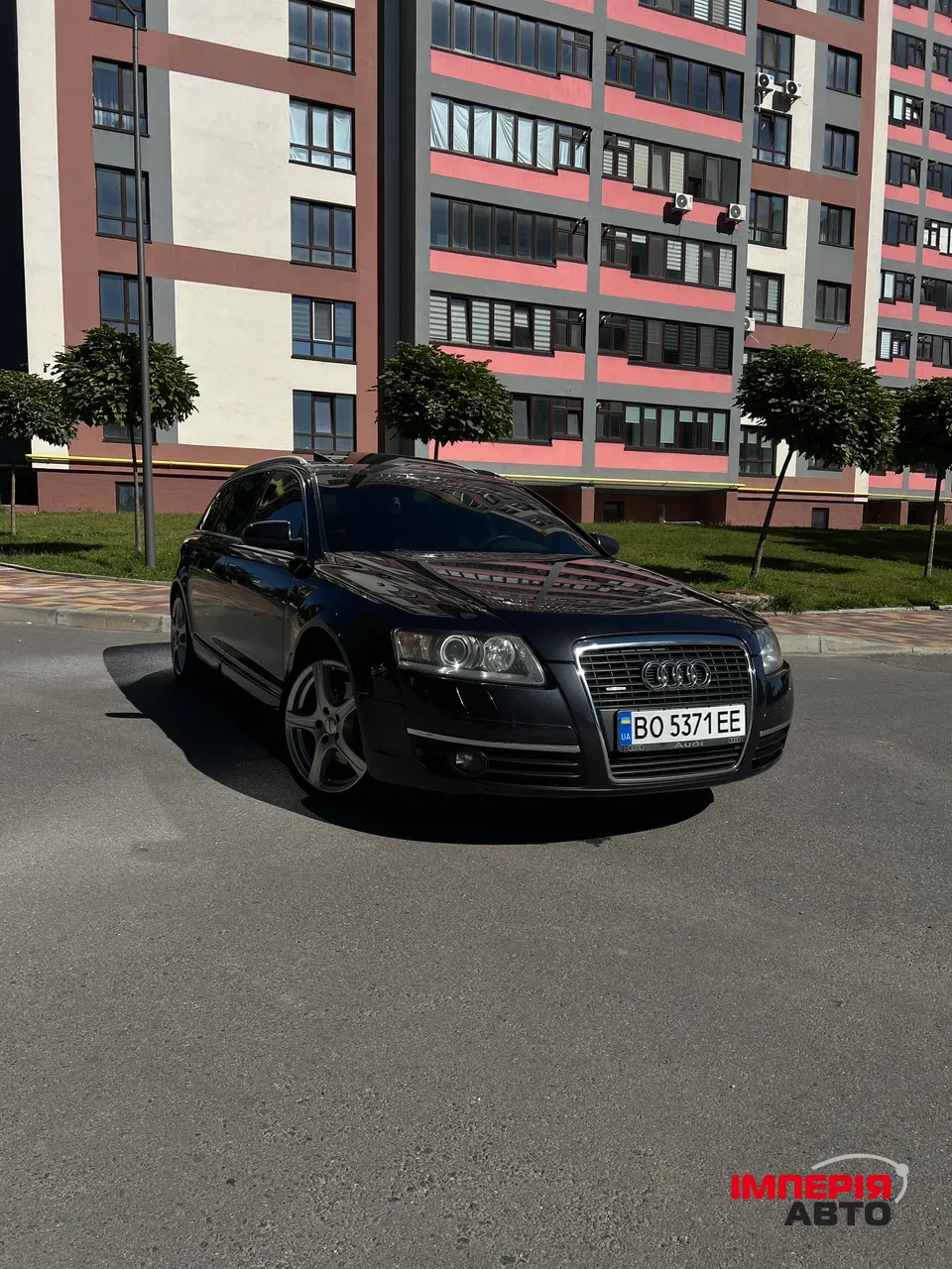 Audi A6 - фото 7