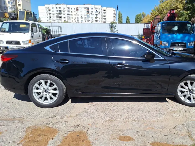 Mazda 6 - фото 3