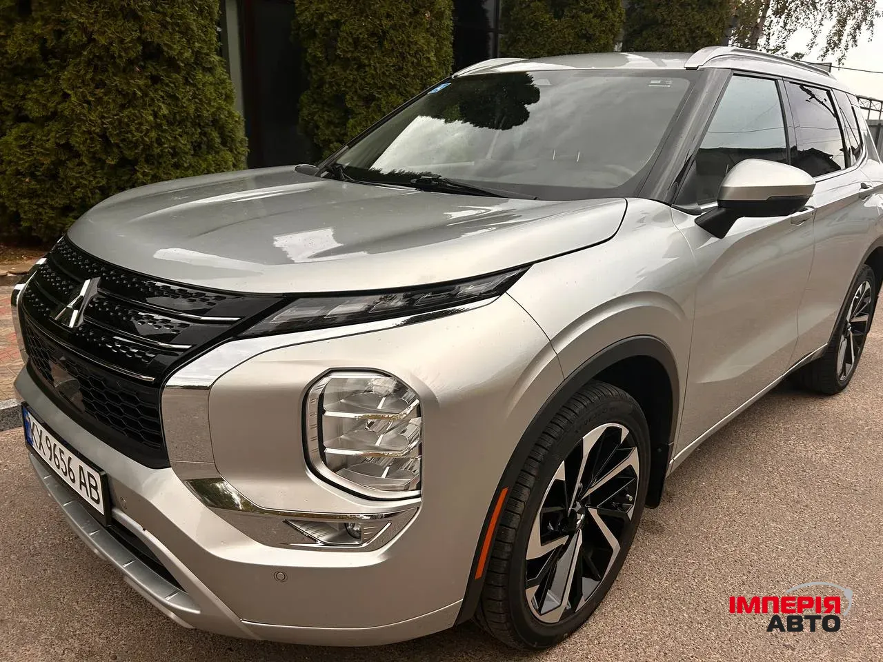 Mitsubishi Outlander - фото 10