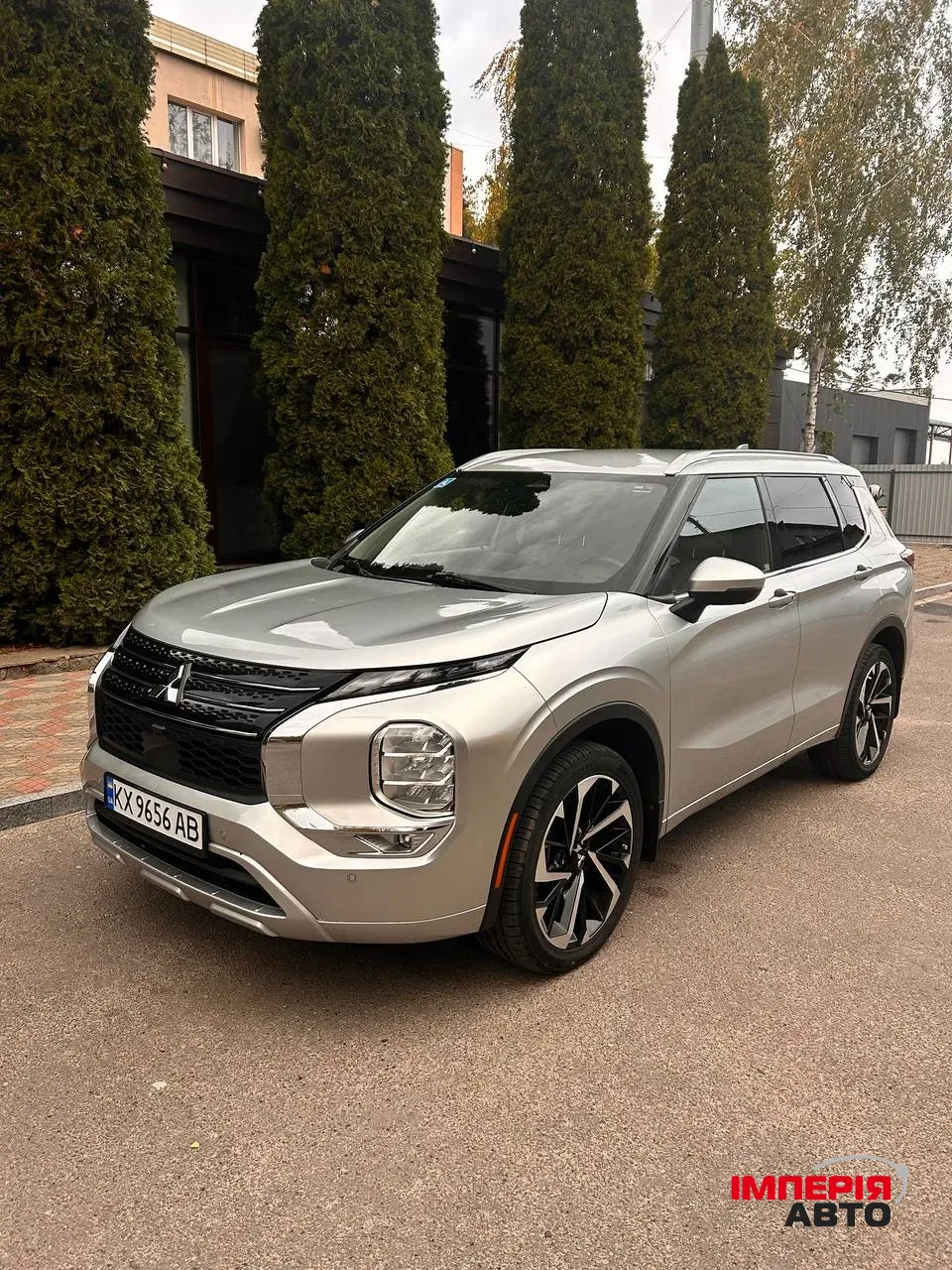 Mitsubishi Outlander - фото 11