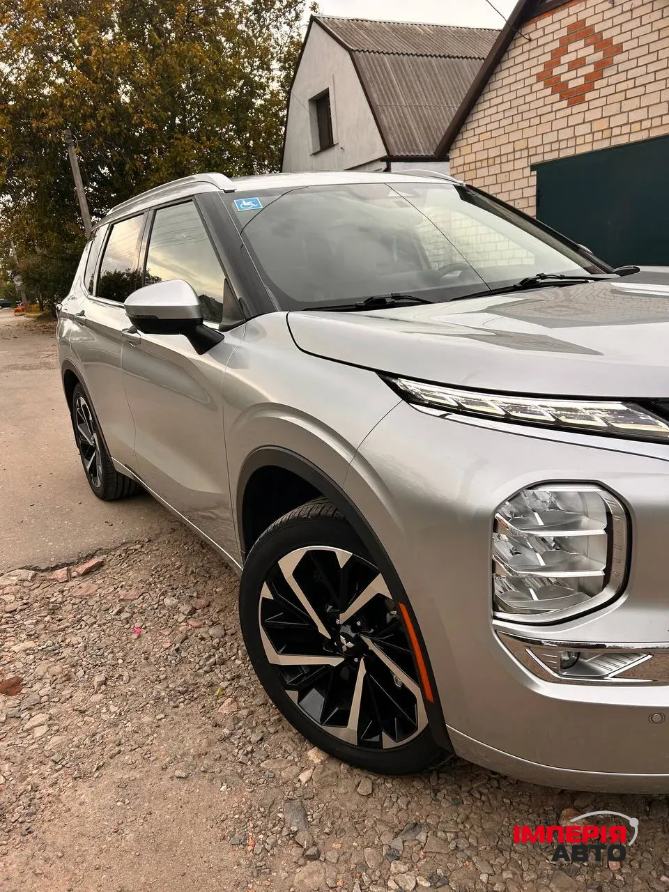 Mitsubishi Outlander - фото 7