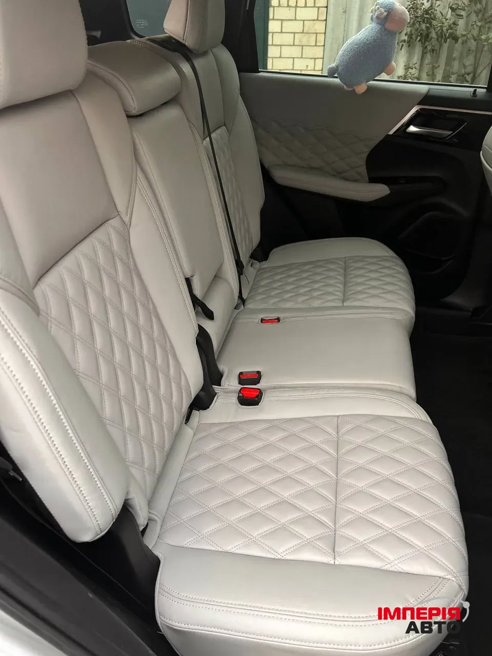 Mitsubishi Outlander - фото 24