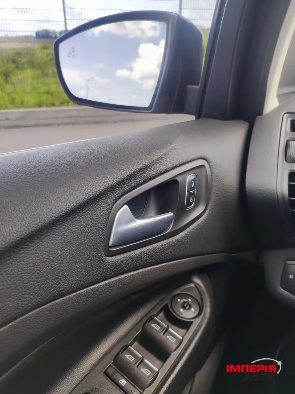Ford C-MAX - фото 35