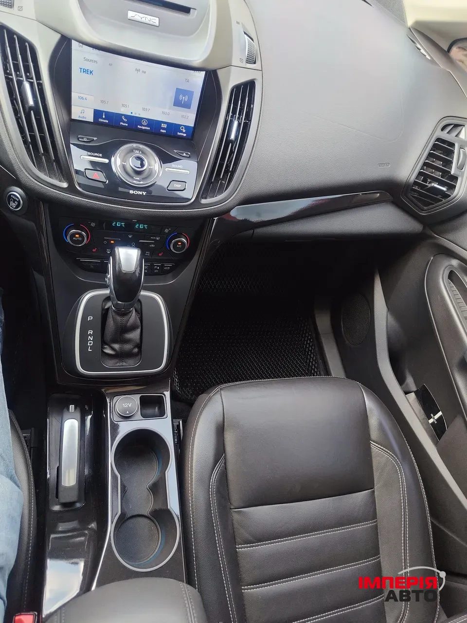 Ford C-MAX - фото 29
