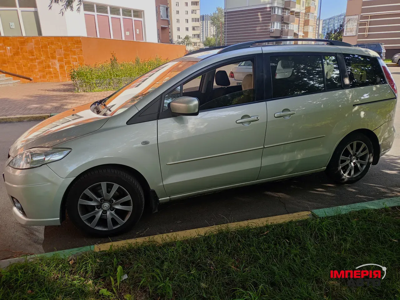 Mazda 5 - фото 14