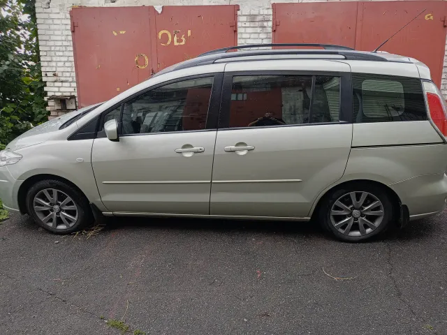 Mazda 5 - фото 4