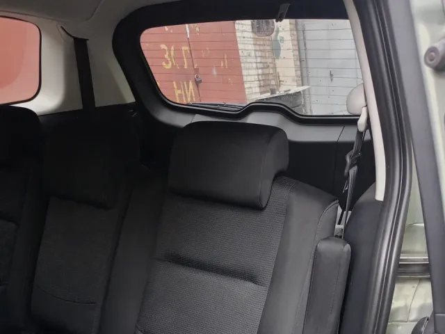 Mazda 5 - фото 2