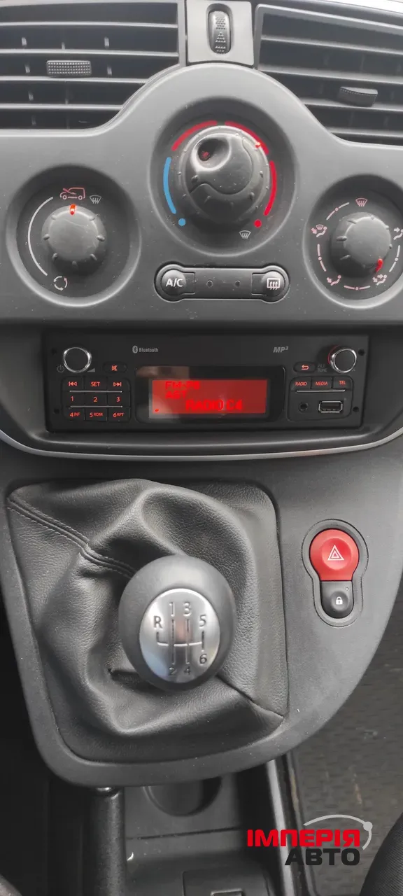 Renault Kangoo - фото 19