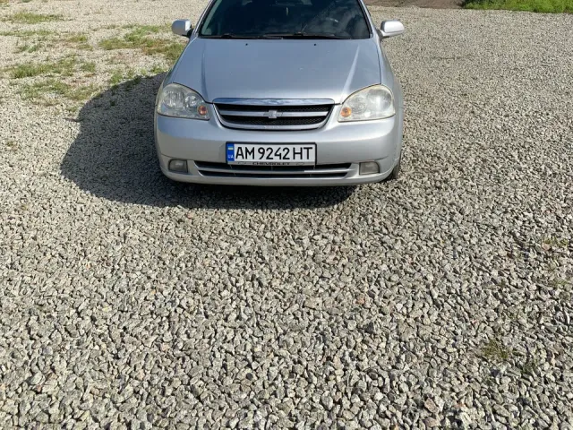 Chevrolet Lacetti - фото 1