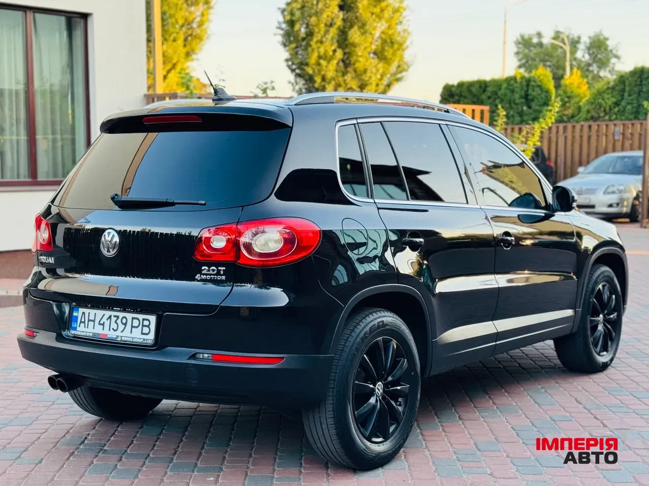 Volkswagen Tiguan - фото 12