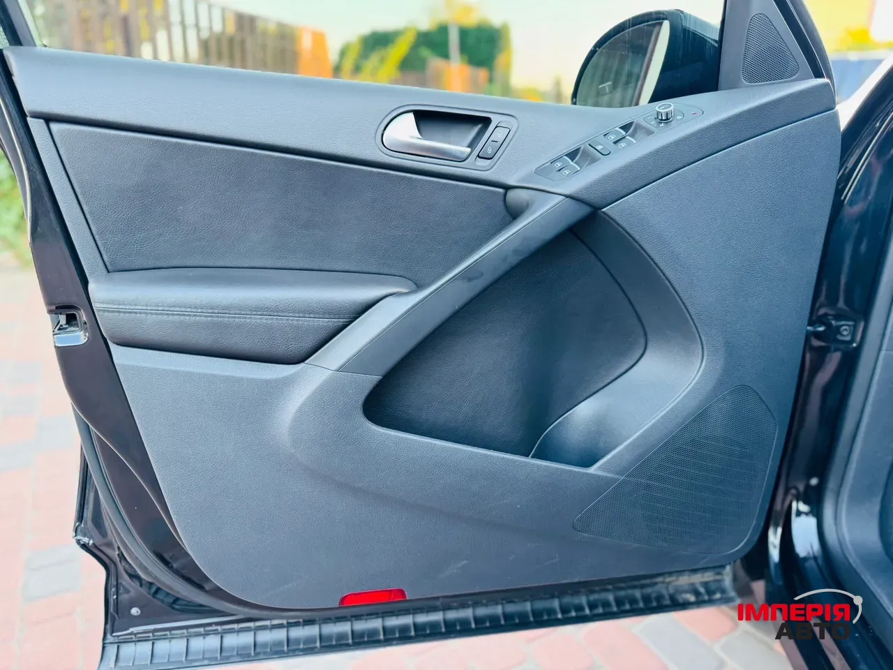 Volkswagen Tiguan - фото 20