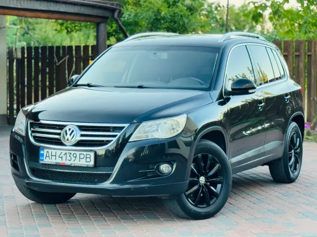 Volkswagen Tiguan - фото 2