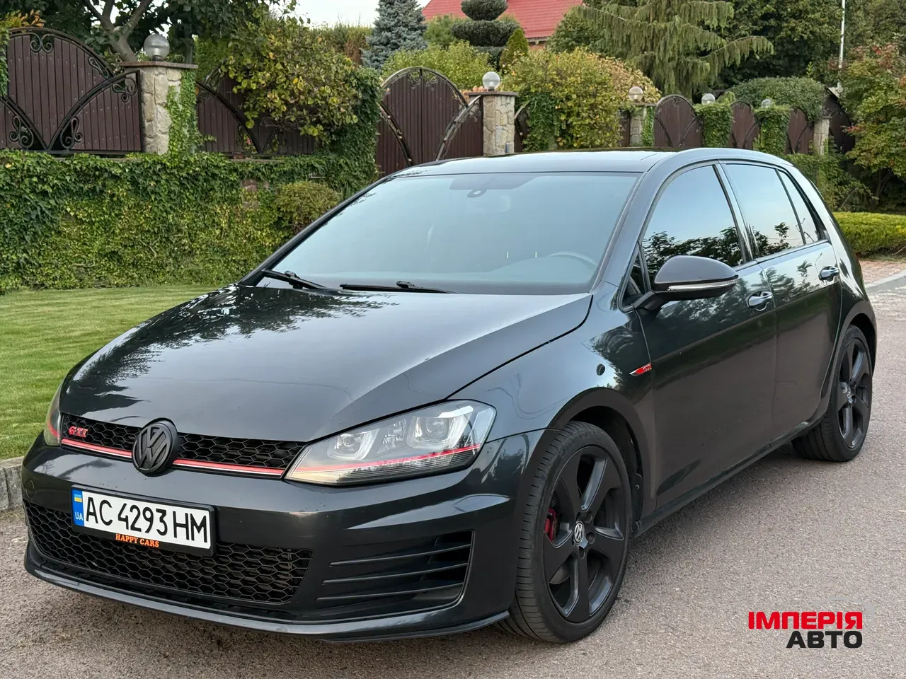 Volkswagen Golf GTI - фото 4