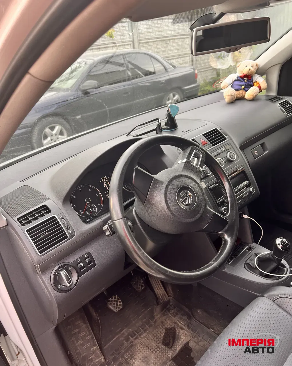 Volkswagen Touran - фото 5