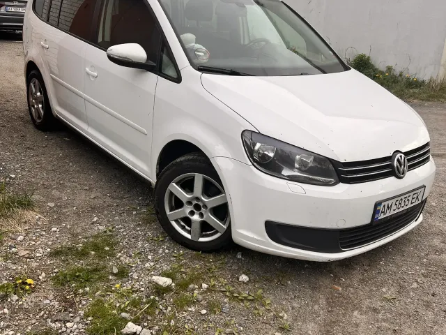 Volkswagen Touran - фото 3