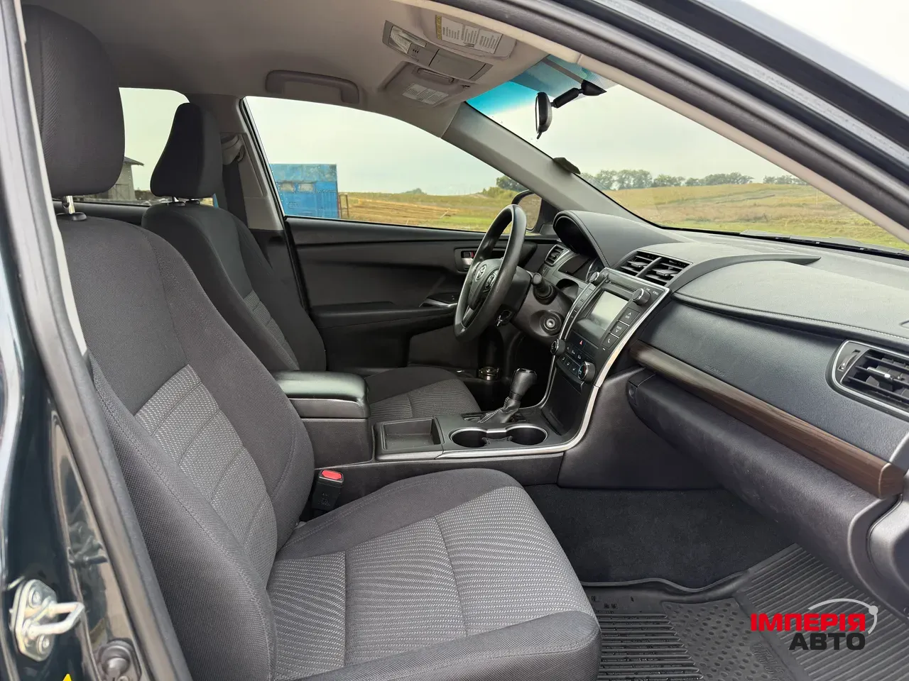 Toyota Camry - фото 5