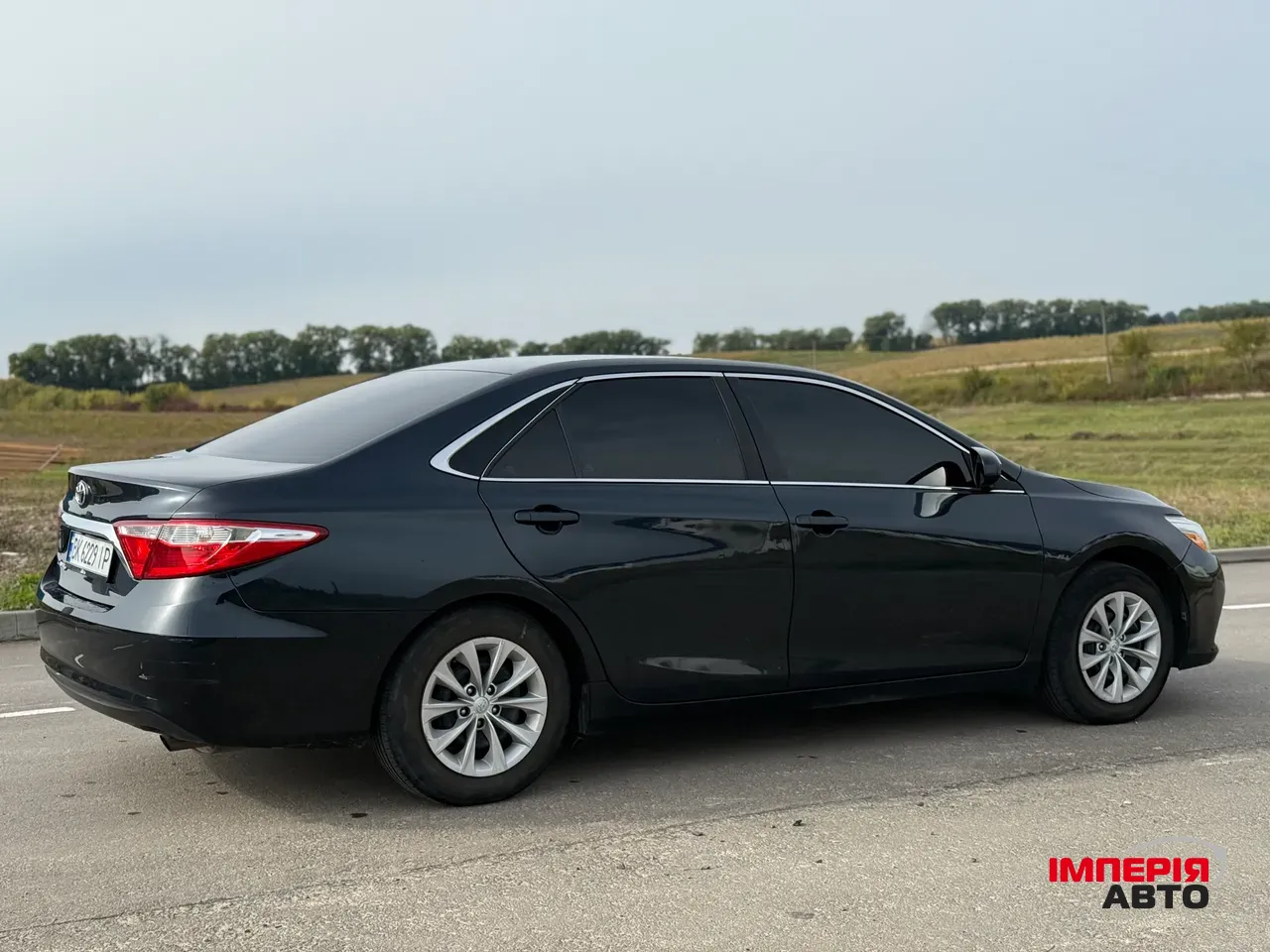 Toyota Camry - фото 4