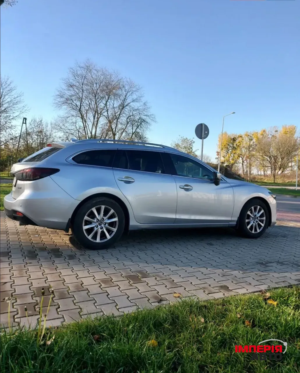 Mazda 6 - фото 9