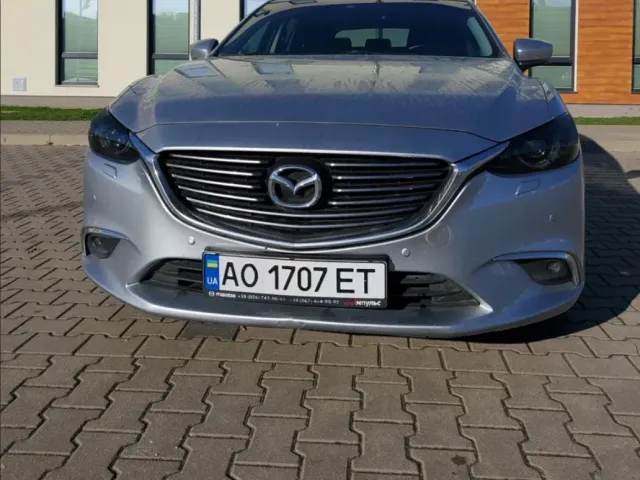 Mazda 6 - фото 3