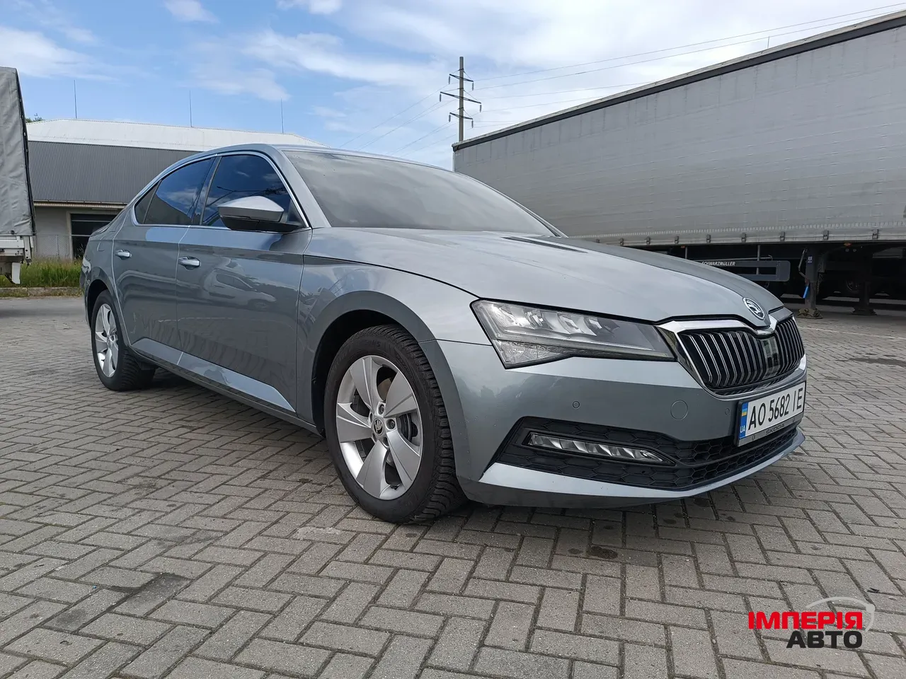 Skoda Superb - фото 9