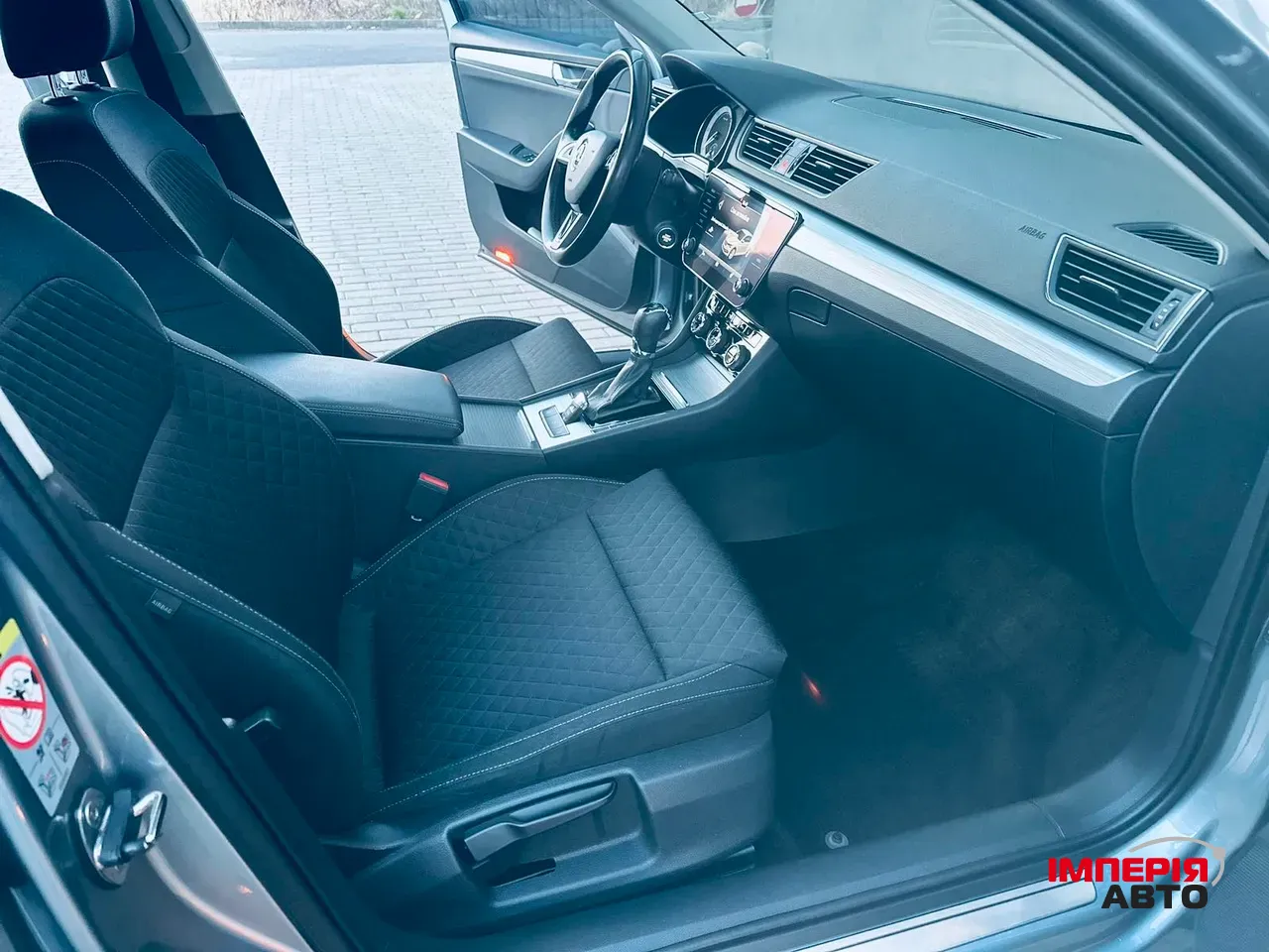 Skoda Superb - фото 14