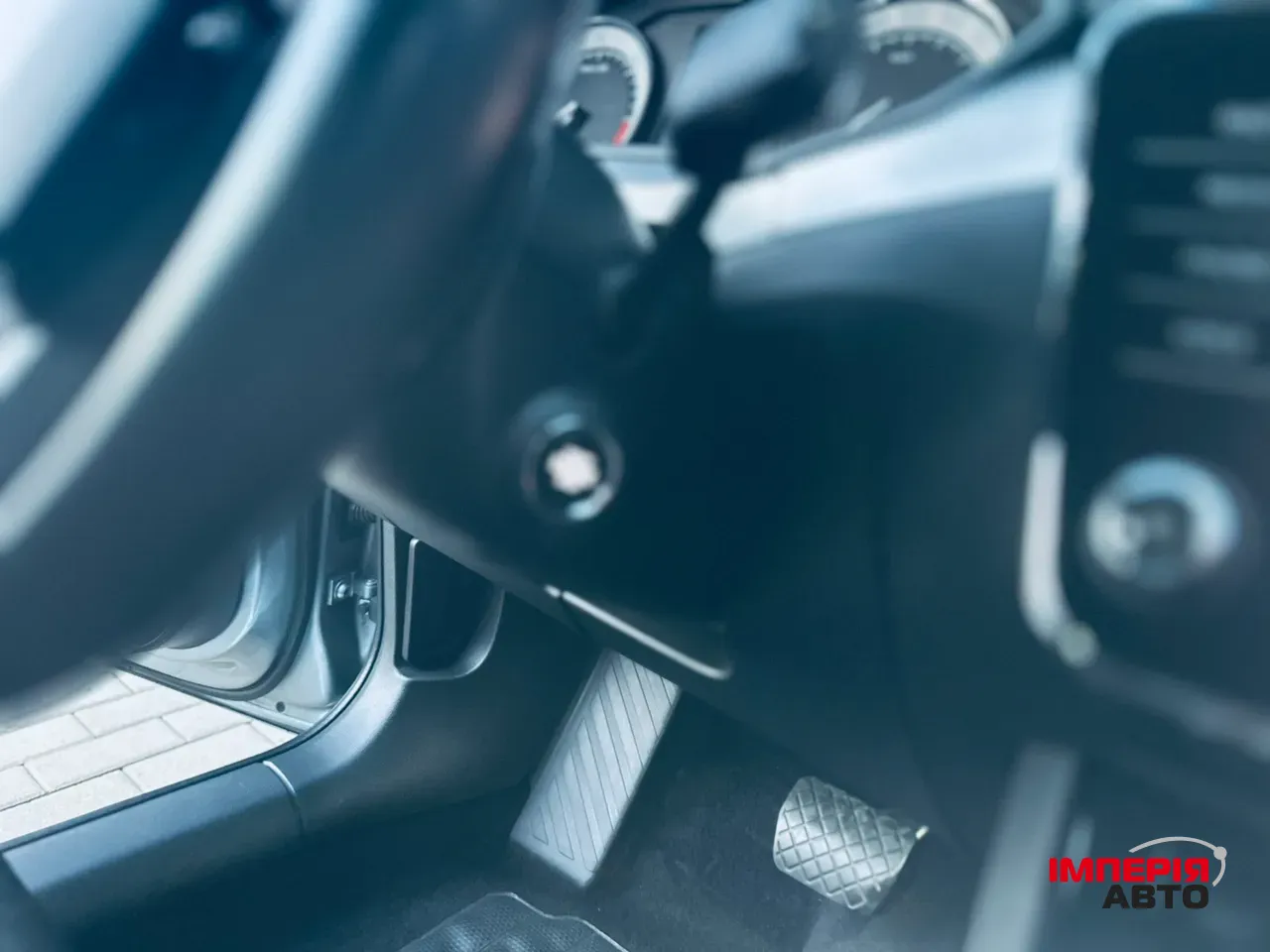 Skoda Superb - фото 17